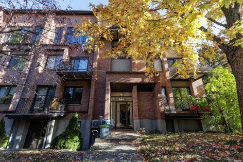 4-555 Rue Guy  Montréal (Ville-Marie), QC H3J 2V5