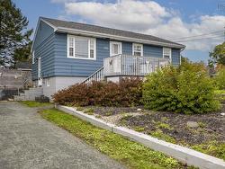 193 Albro Lake Road  Dartmouth, NS B3A 3Z5