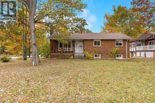 214 LESLIE STREET  Wasaga Beach, ON L9Z 2R3
