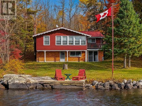 101 ROBINSON ROAD  Magnetawan (Ahmic Harbour), ON P0G 1A0