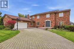 716 FRANKLINWAY CRESCENT  London North (North R), ON N6G 5C8