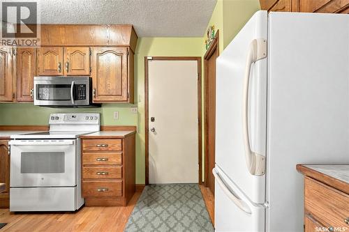 374 Thain Crescent, Saskatoon, SK 
