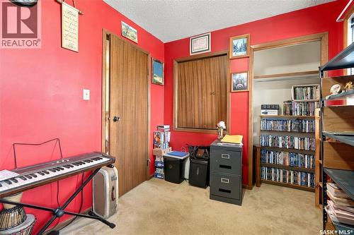 374 Thain Crescent, Saskatoon, SK 