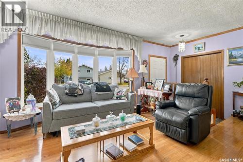 374 Thain Crescent, Saskatoon, SK 