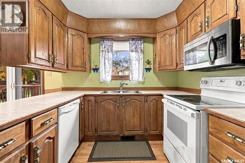 374 Thain Crescent, Saskatoon, SK 