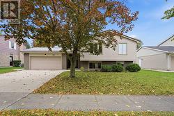 708 VILLAGE GREEN AVENUE  London South (South M), ON N6K 1H2