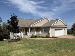 41 Eleventh Street Trenton, NS B0K 1X0