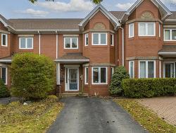 34 Trailwood Place  Halifax, NS B3M 3Y1