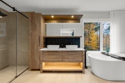 Salle de bains attenante à la CCP - 