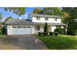 53 Brentwood DR  Fredericton, NB E3B 7A5