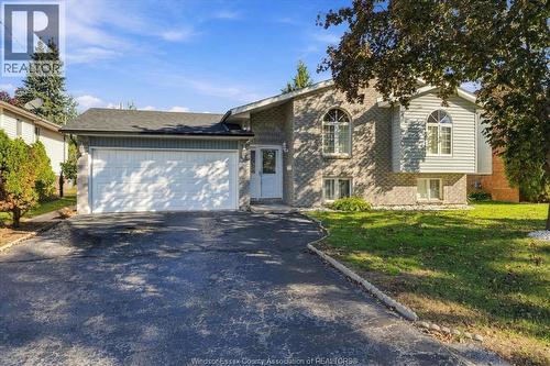 239 BOUFFARD ROAD  Lasalle, ON N9J 1E9