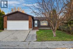 5907 Hague CRESCENT  Regina, SK S4X 3K6