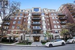 PH3 - 364 COOPER STREET  Ottawa, ON K2P 2P3