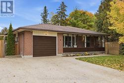 81 MARKSAM ROAD Guelph (Willow West/Sugarbush/West Acres), ON N1H 6T1