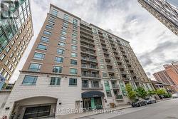 305 - 200 BESSERER STREET  Ottawa, ON K1N 0A7