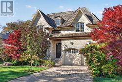110 MUNRO BOULEVARD  Toronto, ON M2P 1C6