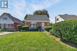 38 SINGLETON RD ROAD Toronto, ON M1R 1H9