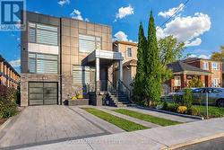 17 TRENTON AVENUE  Toronto, ON M4C 2Z3