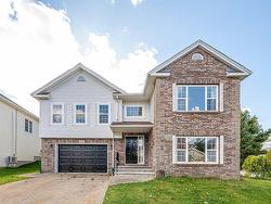 34 Lancaster Drive  Clayton Park, NS B3S 1H4