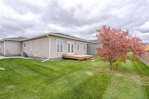 32 Berkeley Bend, Steinbach, MB 