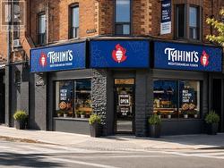 890 BLOOR STREET W Toronto, ON M6G 1M5