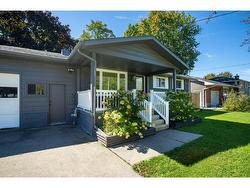 3549 Egremont Road  Plympton-Wyoming, ON N0N 1E0