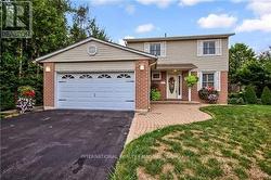 333 DIXON BOULEVARD Newmarket, ON L3Y 5C3