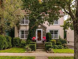 949 Mclean Street  Halifax, NS B3H 2V2