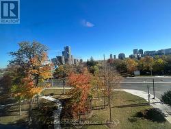 719 - 8 CEDARLAND DRIVE  Markham, ON L6G 0H4