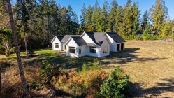 1191 Evergreen Way  Parksville, BC V9P 2B1