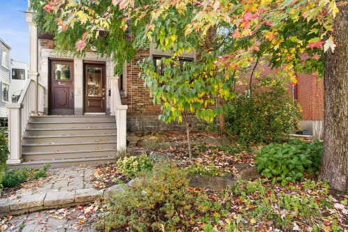 4526 Av. Draper  Montréal (Côte-Des-Neiges/Notre-Dame-De-Grâce), QC H4A 2P4