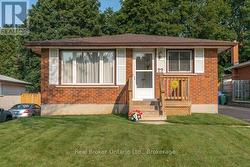 22 MOUNTFORD DRIVE Guelph (Grange Road), ON N1E 6E9