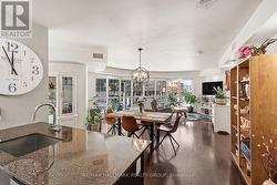 201 - 242 RIDEAU STREET  Ottawa, ON K1N 0B7