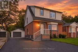 117 WEST 5TH STREET  Hamilton, ON L9C 3N7