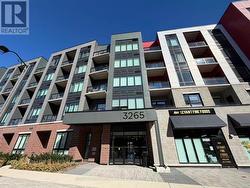 103 - 3265 CARDING MILL TRAIL Oakville, ON L6M 5P7