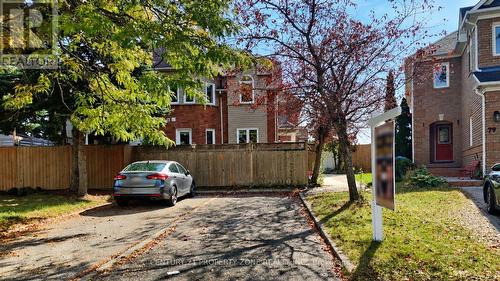81 CLOVER BLOOM ROAD  Brampton, ON L6R 1S4