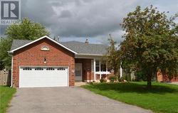 233 SHEFFIELD STREET Newmarket, ON L3Y 5X7
