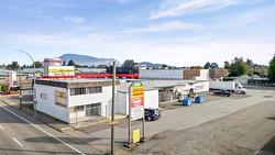 8880 YOUNG ROAD|Chilliwack Proper South  Chilliwack, BC V2P 4P3
