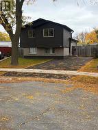 22 SULTAN POOL DRIVE Toronto, ON M9V 4M2