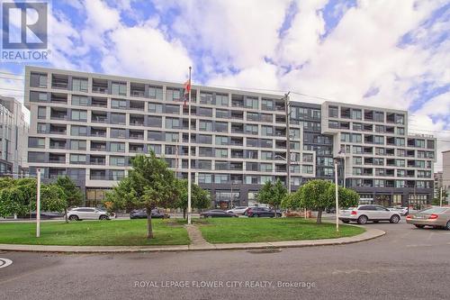 239 - 2450 OLD BRONTE ROAD  Oakville, ON L6M 4J2