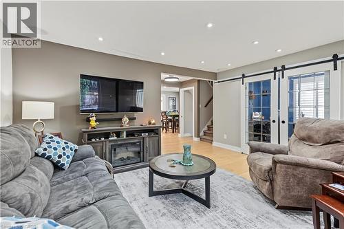 100 Montrose Avenue, Hamilton, ON 