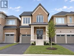 3 FALCONRIDGE TERRACE East Gwillimbury, ON L9N 0R2