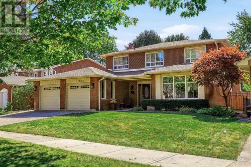 200 ALL SAINTS CRESCENT  Oakville, ON L6J 5M9