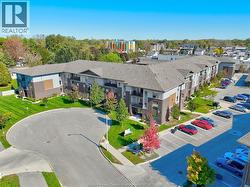 5840 NEWMAN Unit# 202 Lasalle, ON N9H 1S5