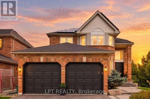 370 SILKEN LAUMANN DRIVE  Newmarket, ON L3X 2J1