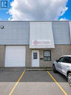 8 - 2350 STEVENAGE DRIVE  Ottawa, ON K1G 3W3