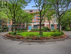 624 - 1091 KINGSTON ROAD  Toronto, ON M1N 4E5
