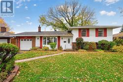 20 TRIPP CRESCENT  Ottawa, ON K2J 1C6