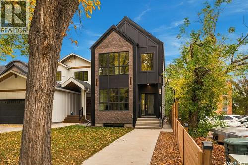 317 11Th Street E, Saskatoon, SK 
