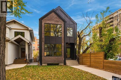 317 11Th Street E, Saskatoon, SK 